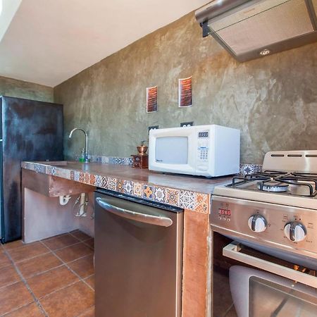 Studio Apartments In Downtown La Paz Walk To Seaside Malecon Exterior photo