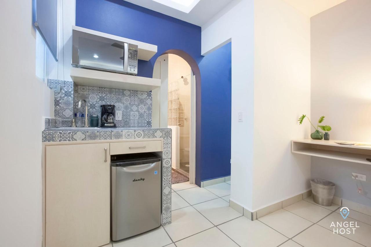Studio Apartments In Downtown La Paz Walk To Seaside Malecon Exterior photo