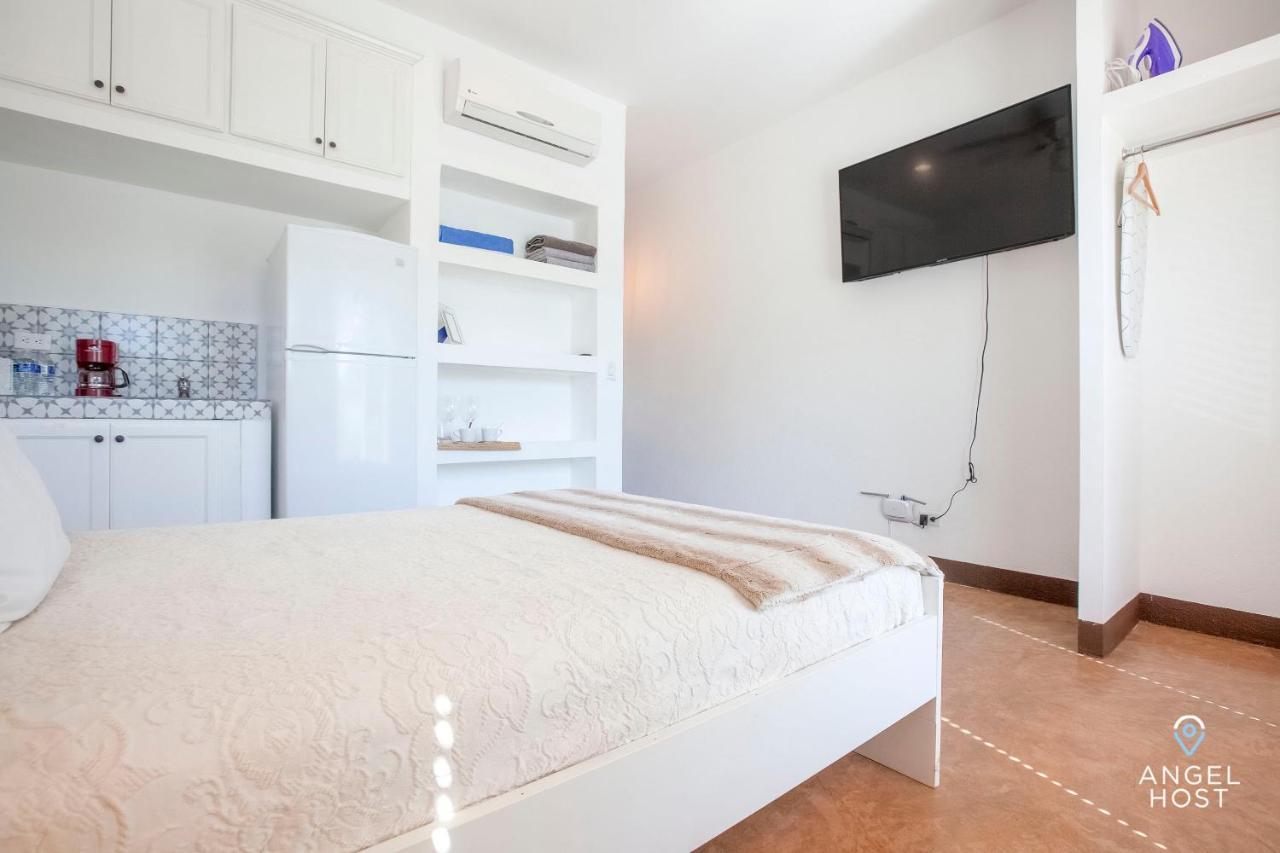 Studio Apartments In Downtown La Paz Walk To Seaside Malecon Exterior photo